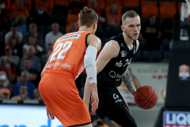 在全球局势 在全球局势