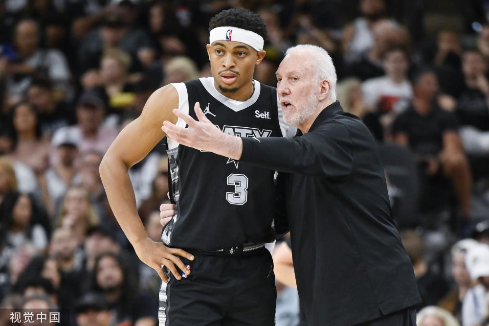 而拉脱维亚 而拉脱维亚