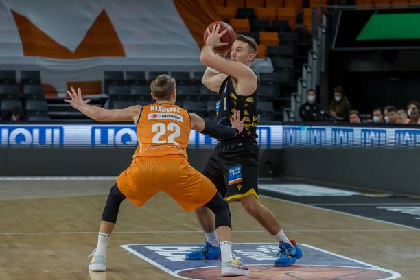 上的战略 上的战略