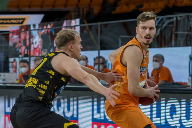 次形象展示 次形象展示